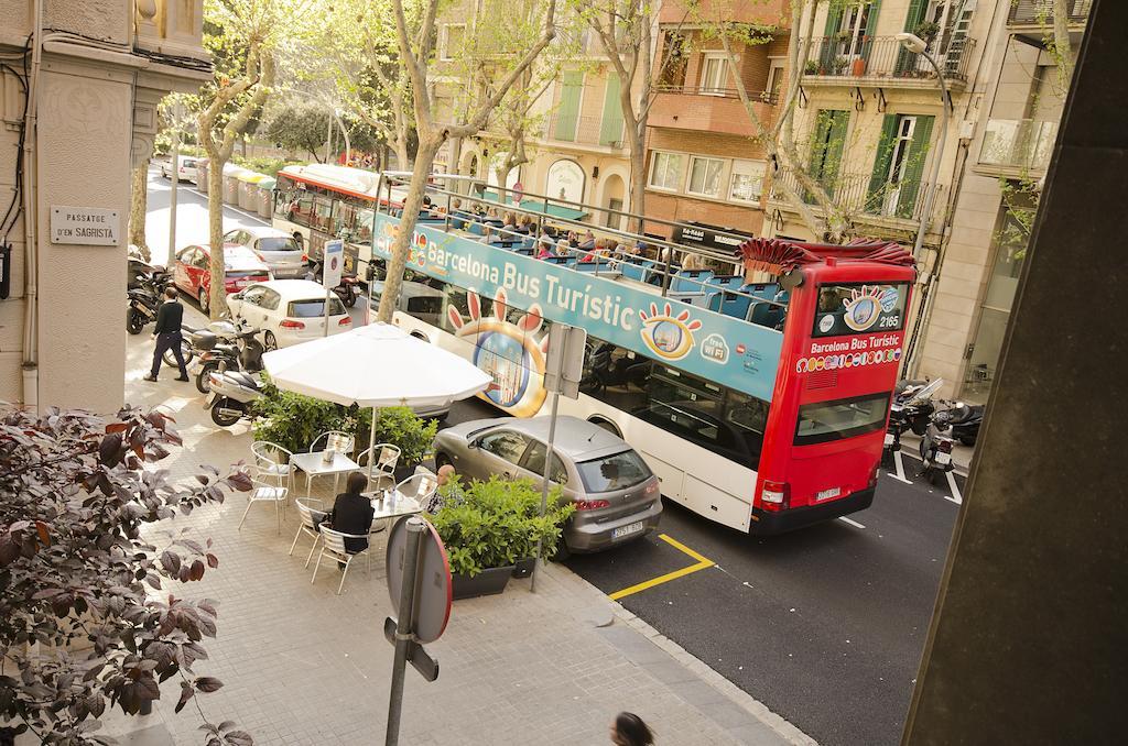 Free Hostels Барселона Экстерьер фото